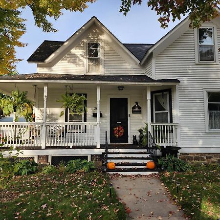 The Landerholm Bed And Breakfast Wisconsin Rapids Exterior photo